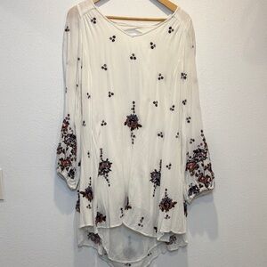 Free People Floral Embroidered White Tunic Top Size S